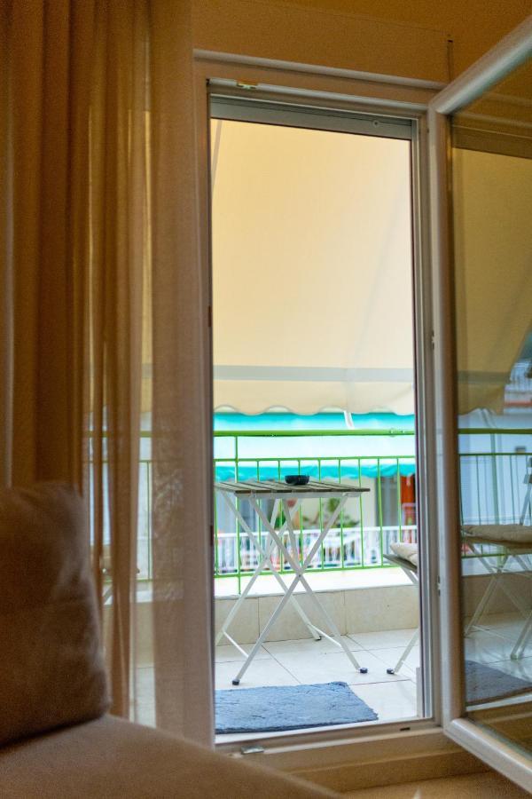 Niovi, Stylish Apartment Near The Waterfront Szaloniki Kültér fotó